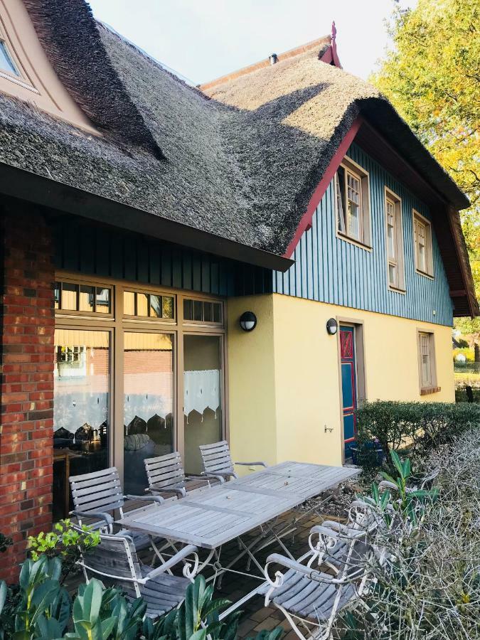 "Schiffszimmermannshaus" By Ferienhaus Strandgut Born Exterior foto